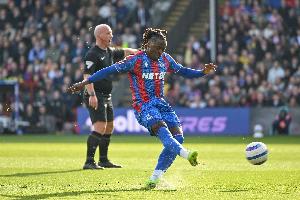 开云体育app下载-记者：埃泽将约6000万镑加盟枪手 已达原则协议&amp;球员已同意转会