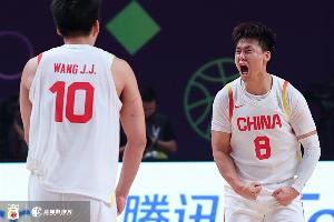 被中国男篮打崩的直播吧服务器已恢复正常 评论区交给吧友们