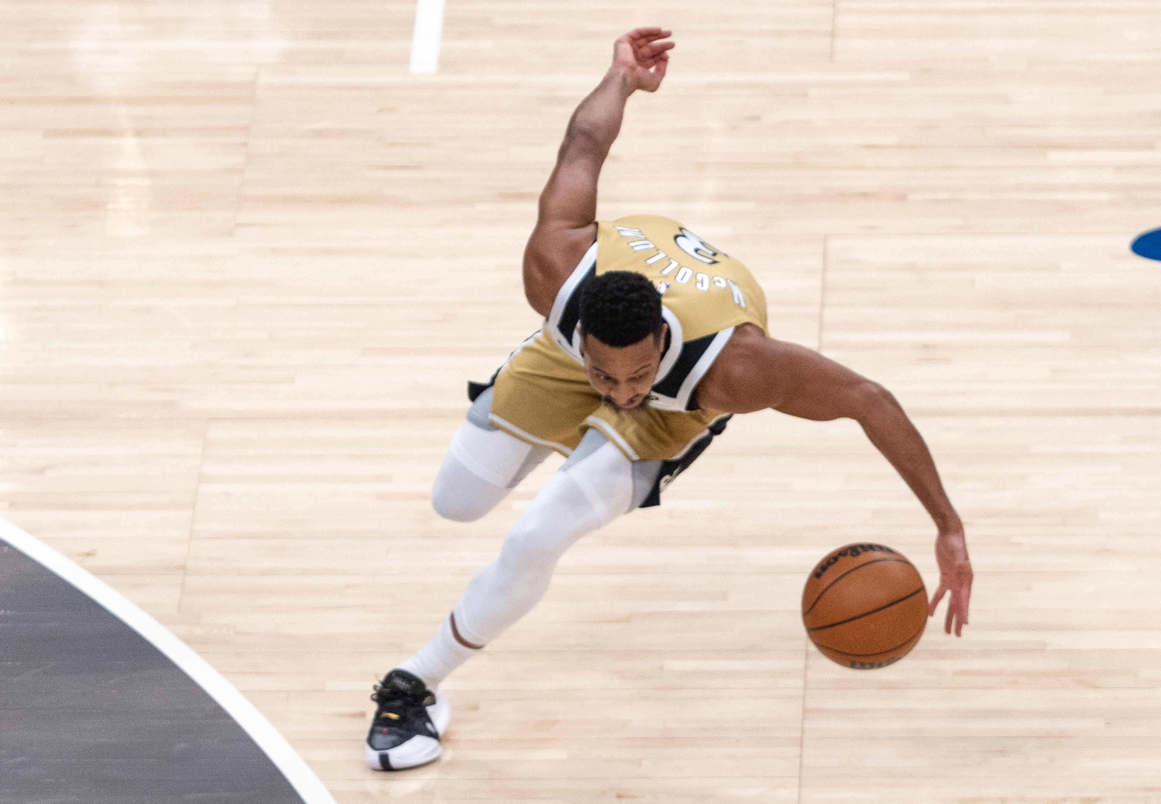 纳斯成功预测CJ和基斯珀特被交易：他们并不像生病了 但没打